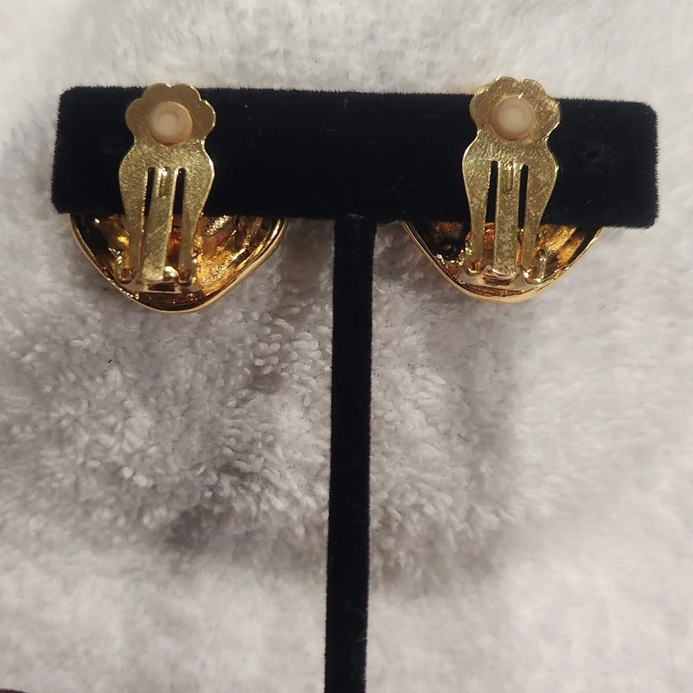 Georgiou vintage clip